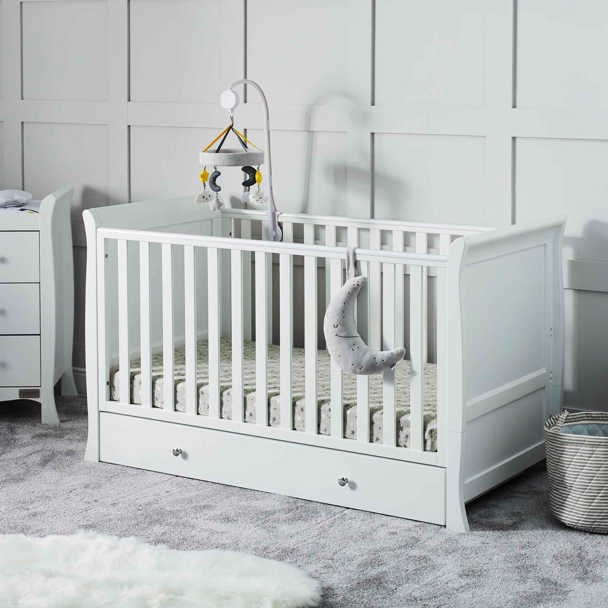 Snowdon Classic Cot Bed